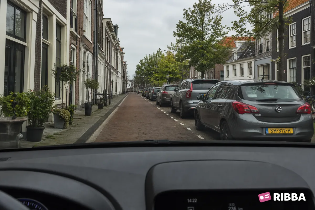 eenrichtingsweg in het verkeer
