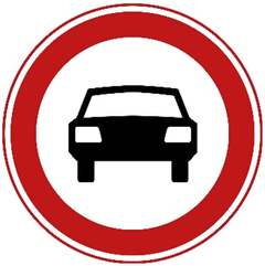 Verkeersbord C6: Gesloten voor motorvoertuigen op meer dan twee wielen