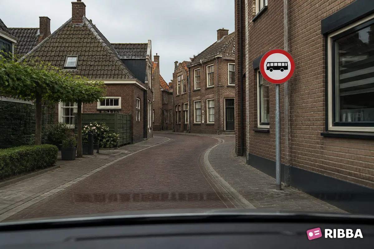 Bord C7a Gesloten voor autobussen langs een Nederlandse weg