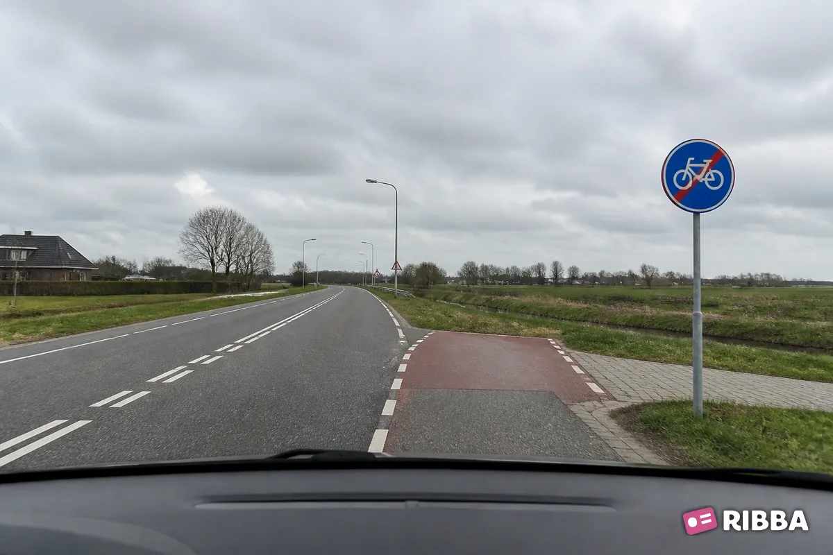 Bord G12 Einde verplicht fietspad langs een Nederlandse weg
